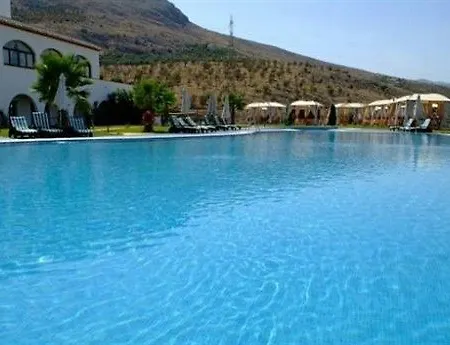 Hotel Almazara 4*
