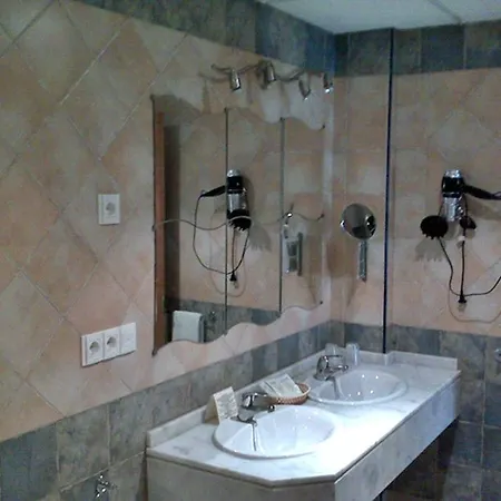 Almazara 4*